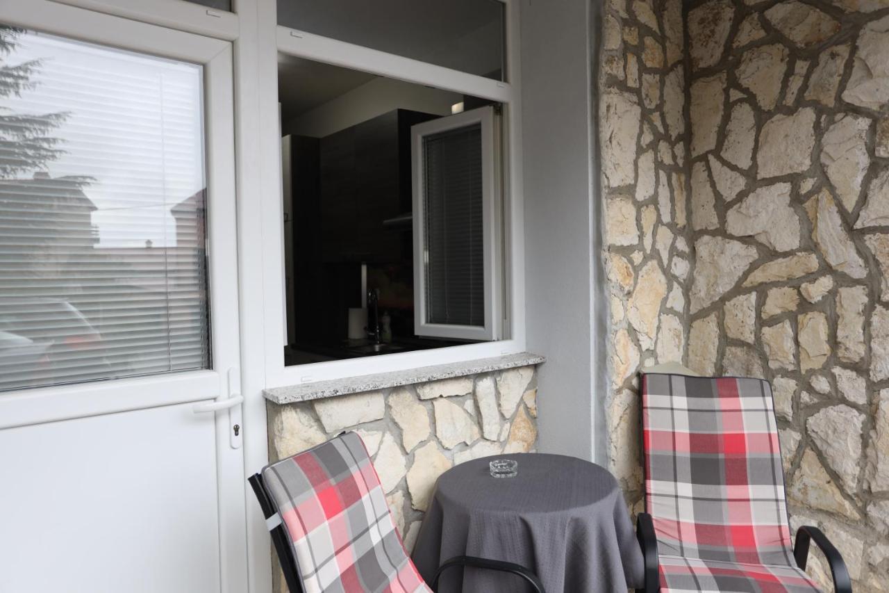 Apartment Cvjetna Rijeka Buitenkant foto